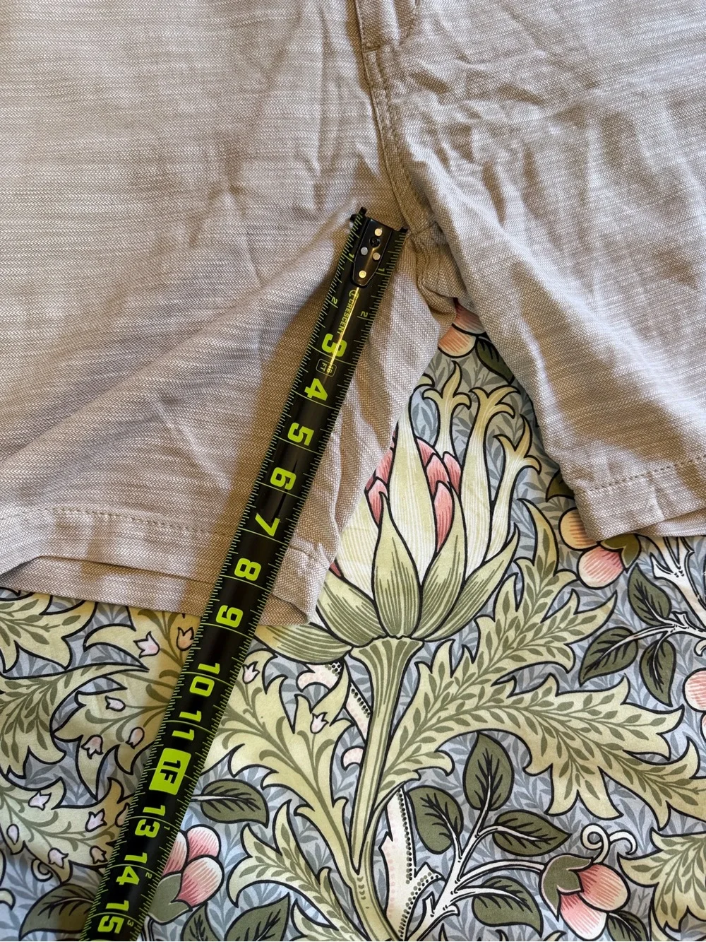 Union men’s cotton chino short.